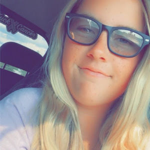 Meet your Posher, Lorraine